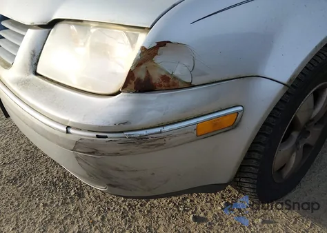 2005 Volkswagen Jetta Gls 2.0L from USA, damaged, VIN 3VWSK69M75M014877